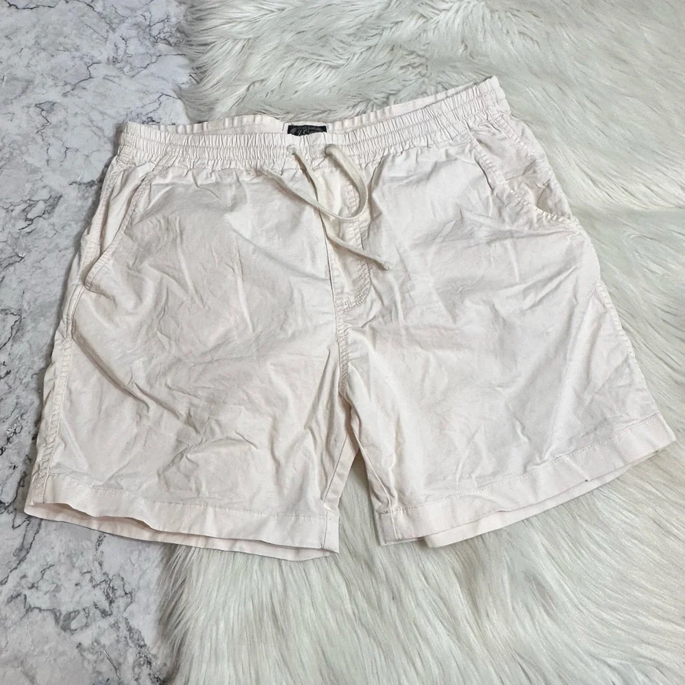 J.CREW Men's New York Pink Cream Shorts Large